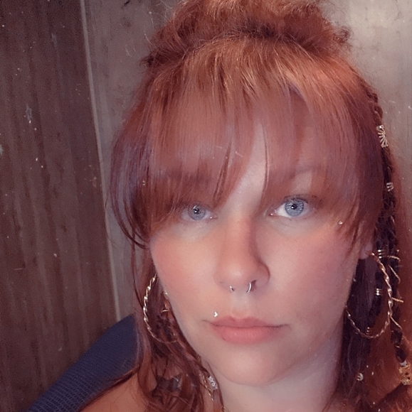 Meet your Posher, Trish - Picture 3 of 4